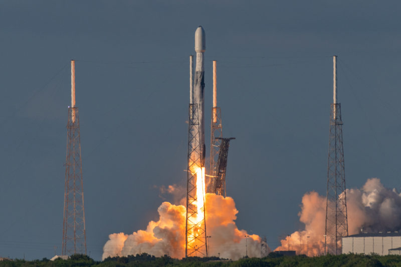 Falcon9 leaves CCSFS Launch Pad 40